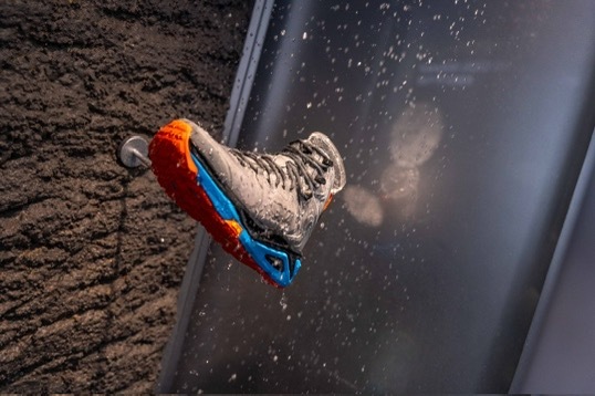 中国户外运动市场有多少潜力？看看这些国际品牌的行动