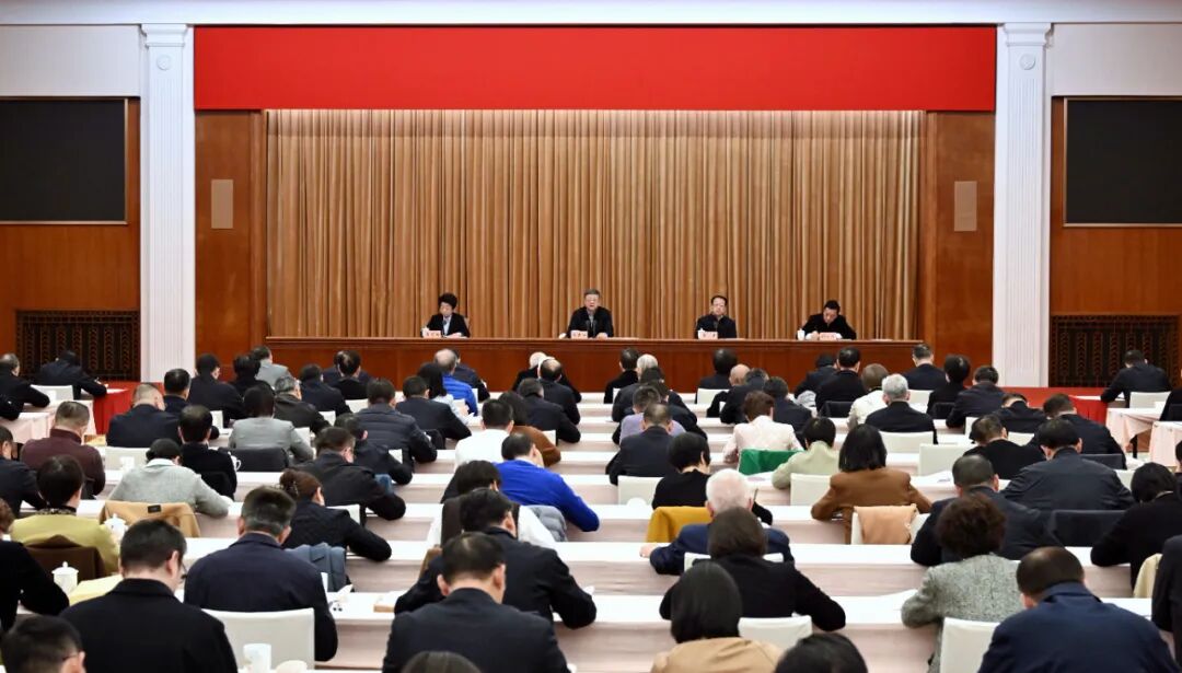 聚力推动新时代人大工作高质量发展！上海市委人大工作会议举行